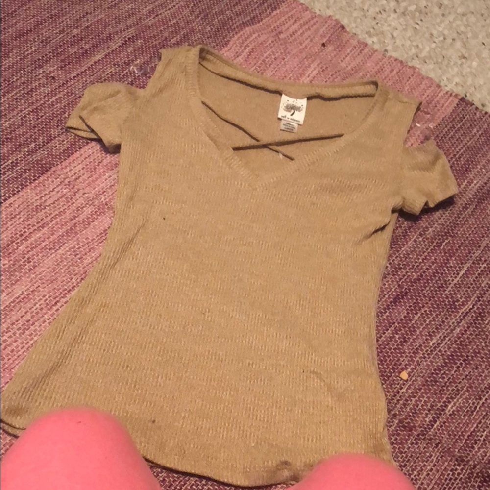 Clothes - Picture 6 of 8
